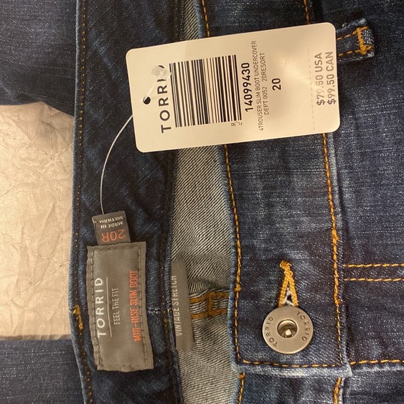 Mid-rise Slim Bootcut jeans - NEVER WORN - Picture 2 of 3